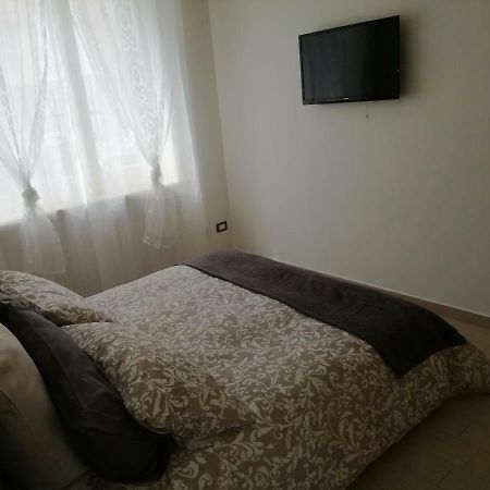 Residenza Il Viale 皮亚琴察 外观 照片