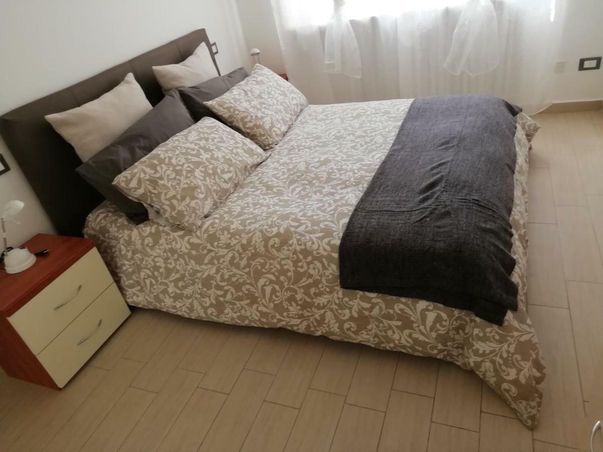 Residenza Il Viale 皮亚琴察 外观 照片